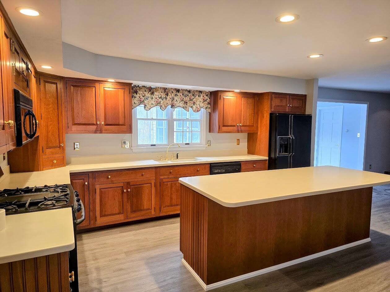 42 Western Avenue East Millinocket ME 04430