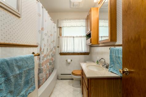 332 Sanford Road Wells ME 04090