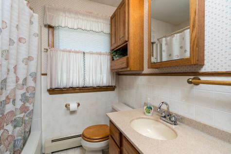 332 Sanford Road Wells ME 04090