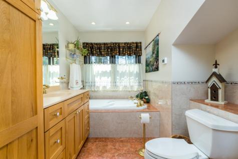 332 Sanford Road Wells ME 04090