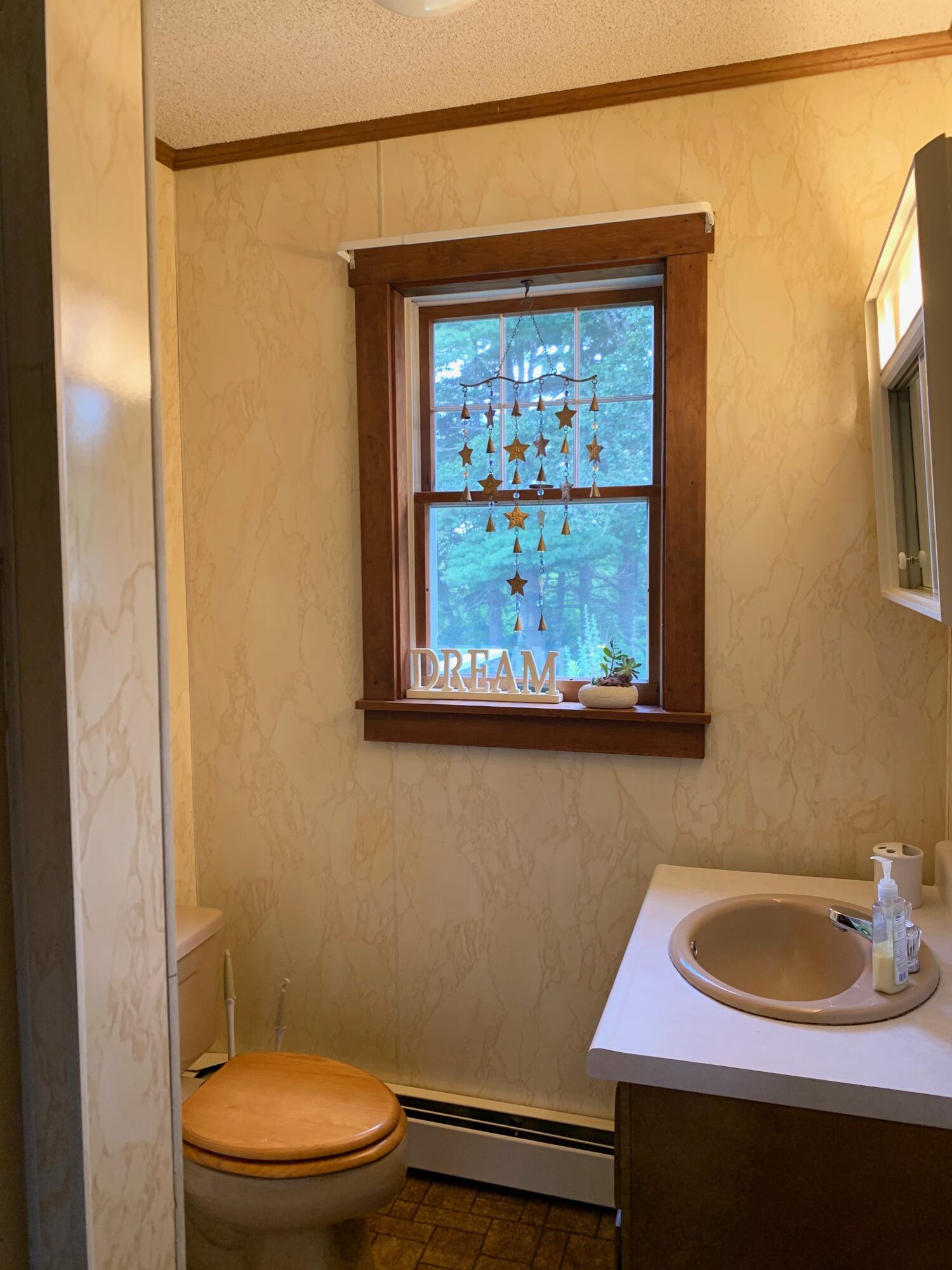 270 Shattuck Road Calais ME 04619