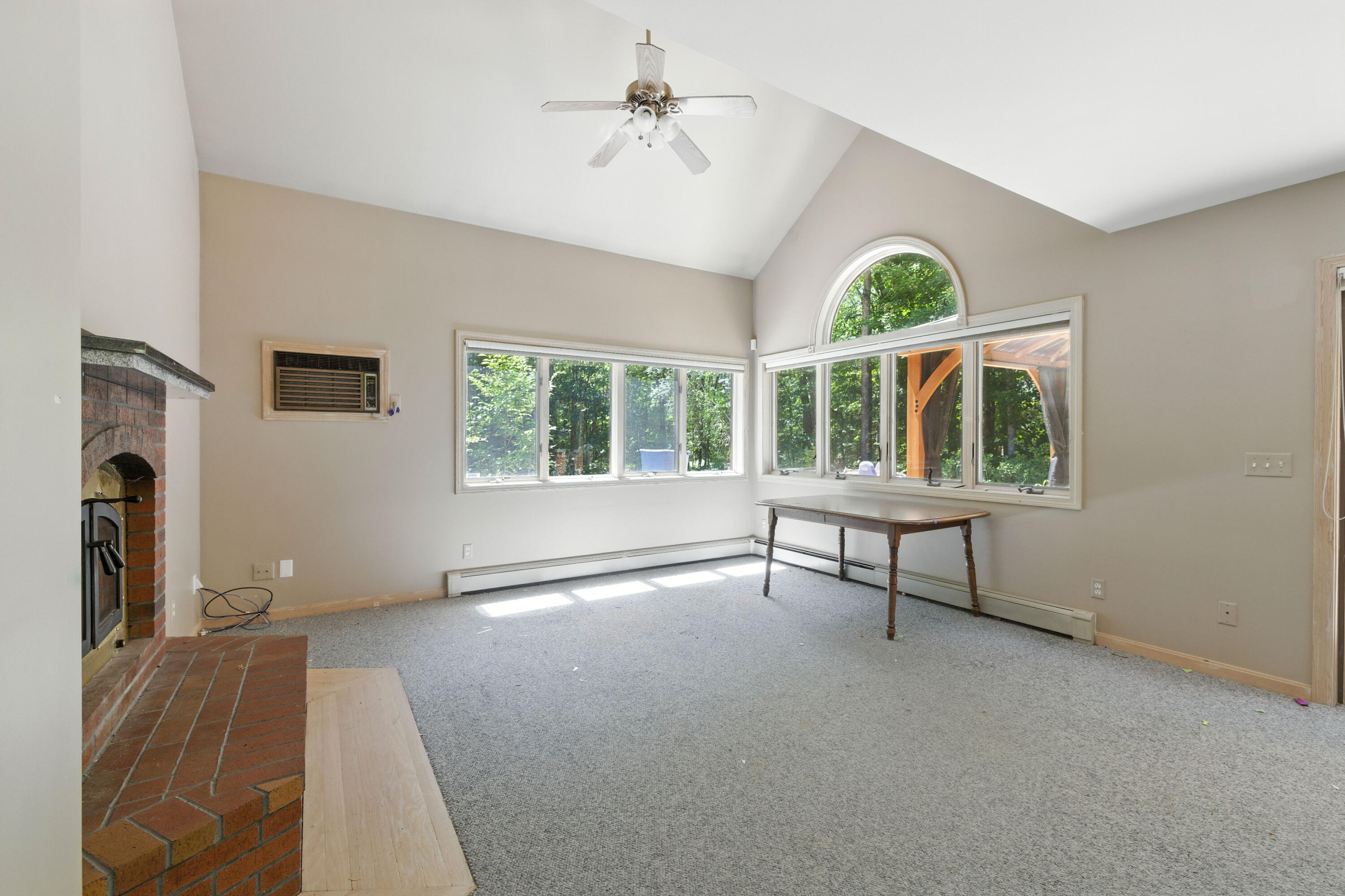 33 Hillview Lane Lewiston ME 04240