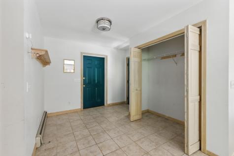 33 Hillview Lane Lewiston ME 04240