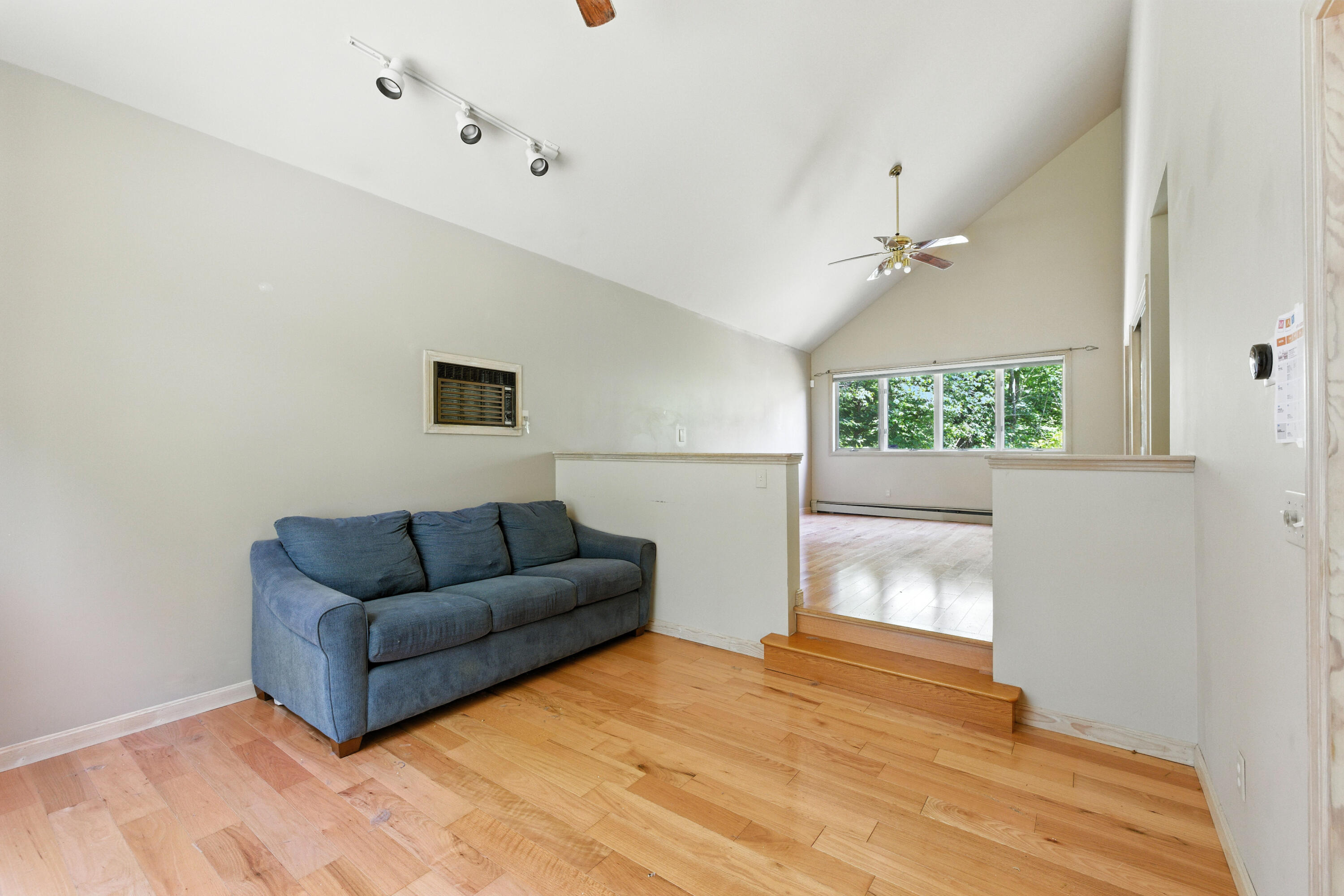 33 Hillview Lane Lewiston ME 04240