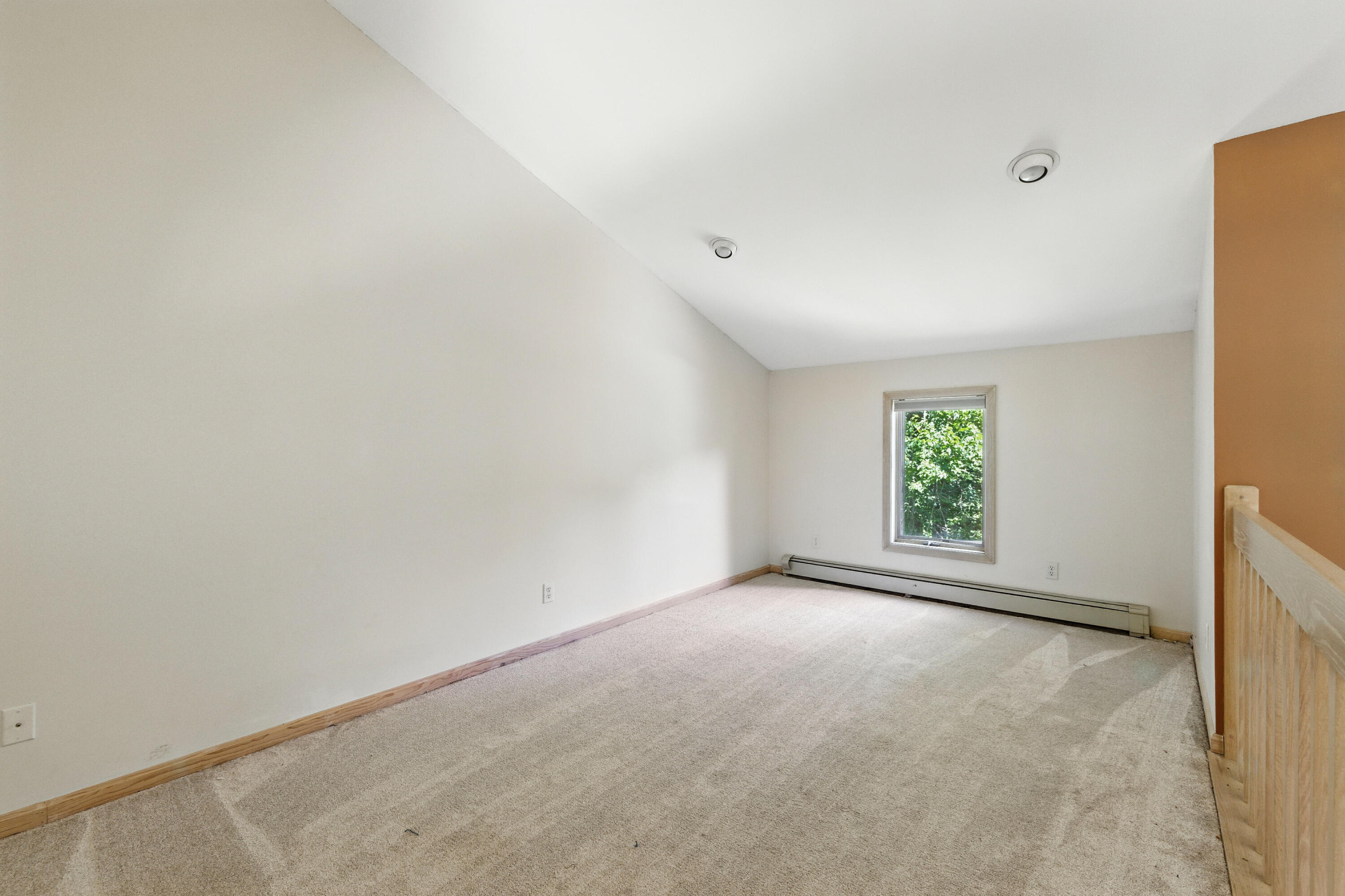 33 Hillview Lane Lewiston ME 04240