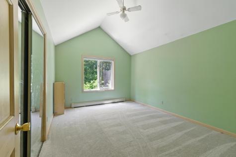 33 Hillview Lane Lewiston ME 04240