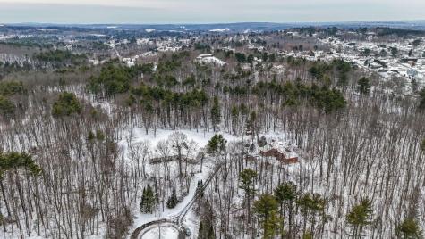 33 Hillview Lane Lewiston ME 04240