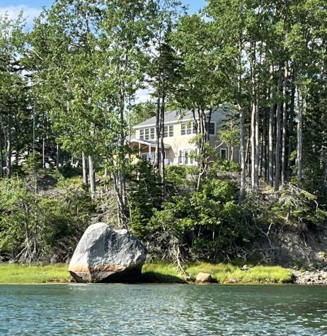 52 Boulder Cove Way Lamoine ME 04605