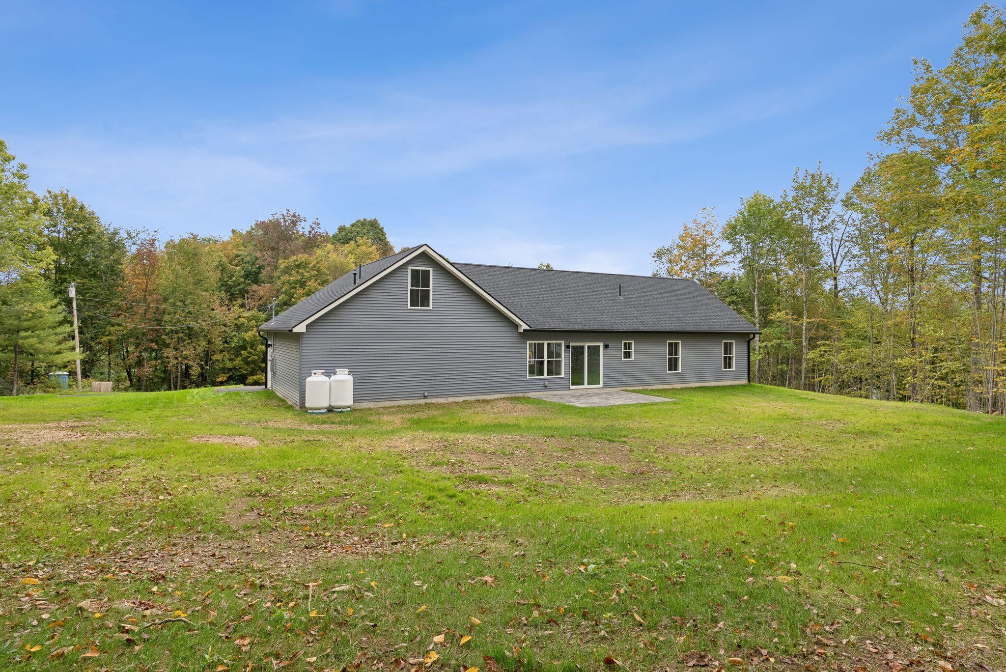 3 Lindsay Way Sidney ME 04330