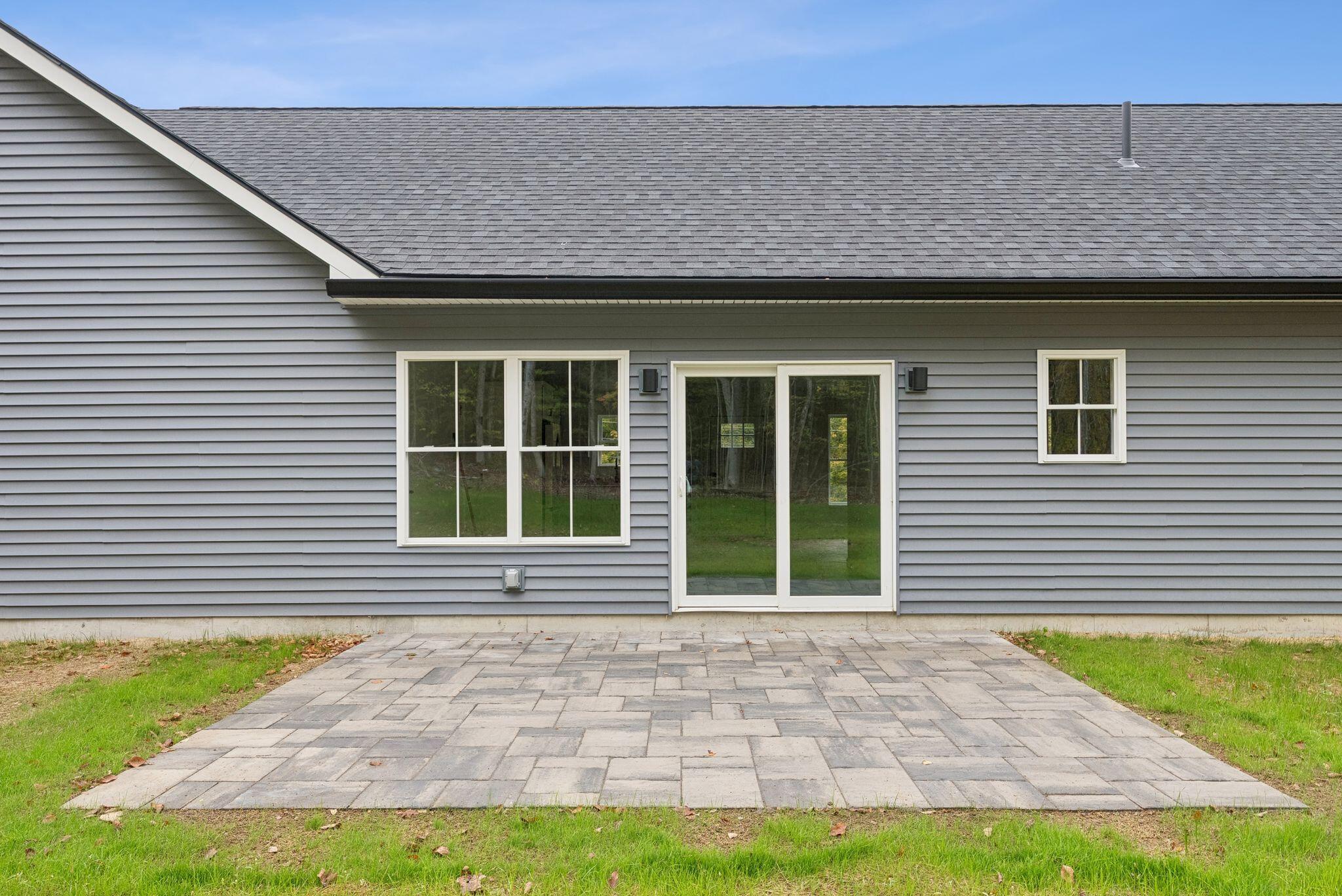 3 Lindsay Way Sidney ME 04330