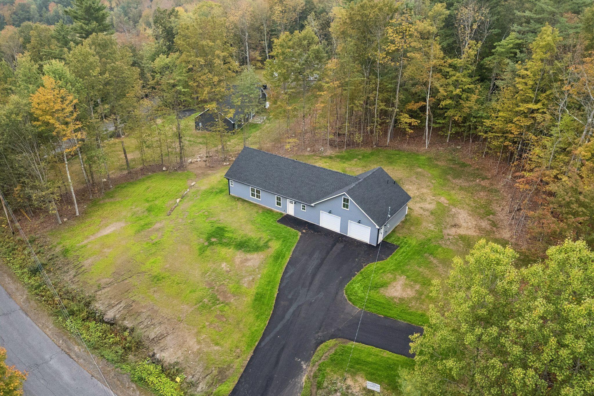 3 Lindsay Way Sidney ME 04330