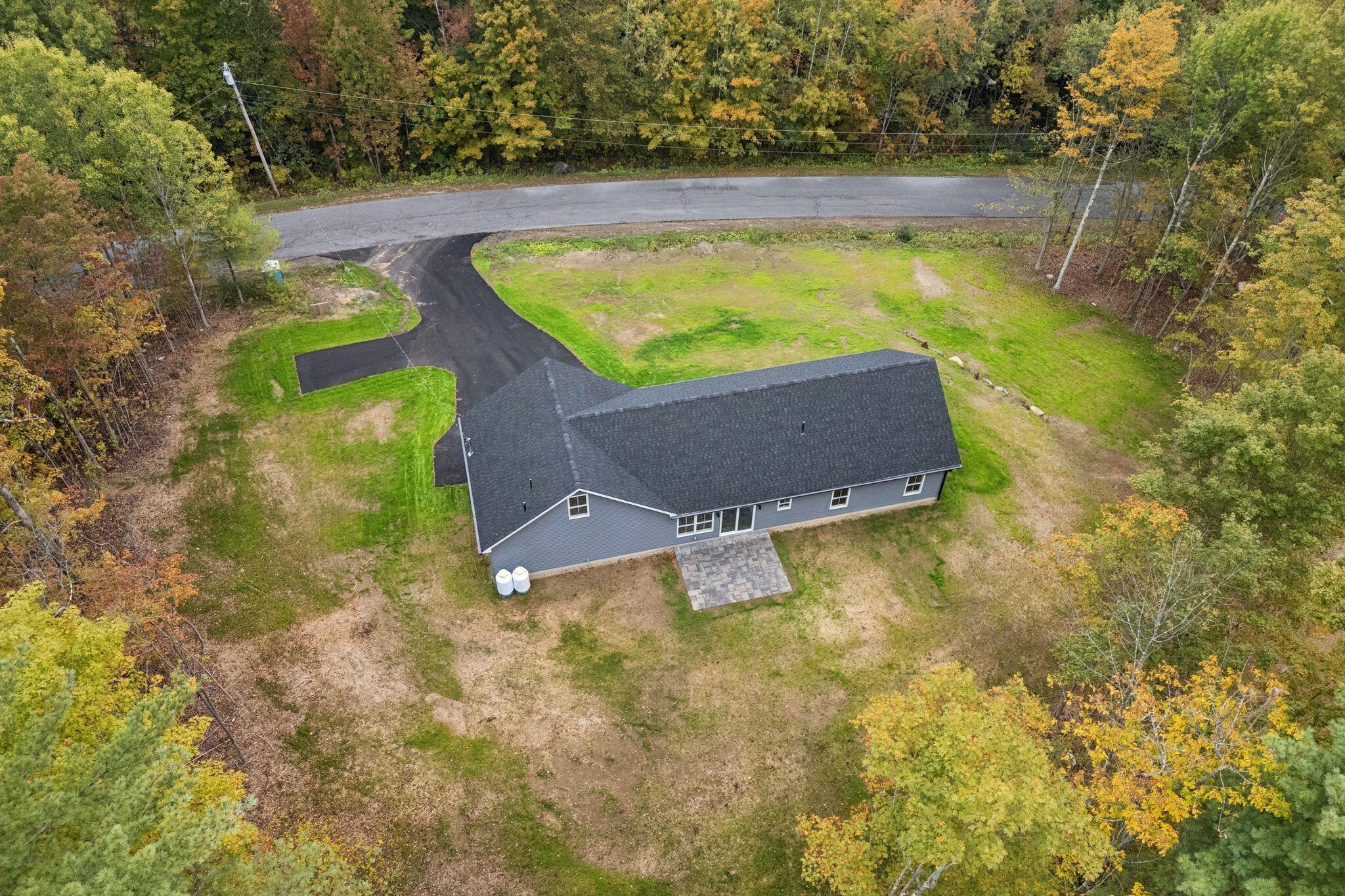 3 Lindsay Way Sidney ME 04330