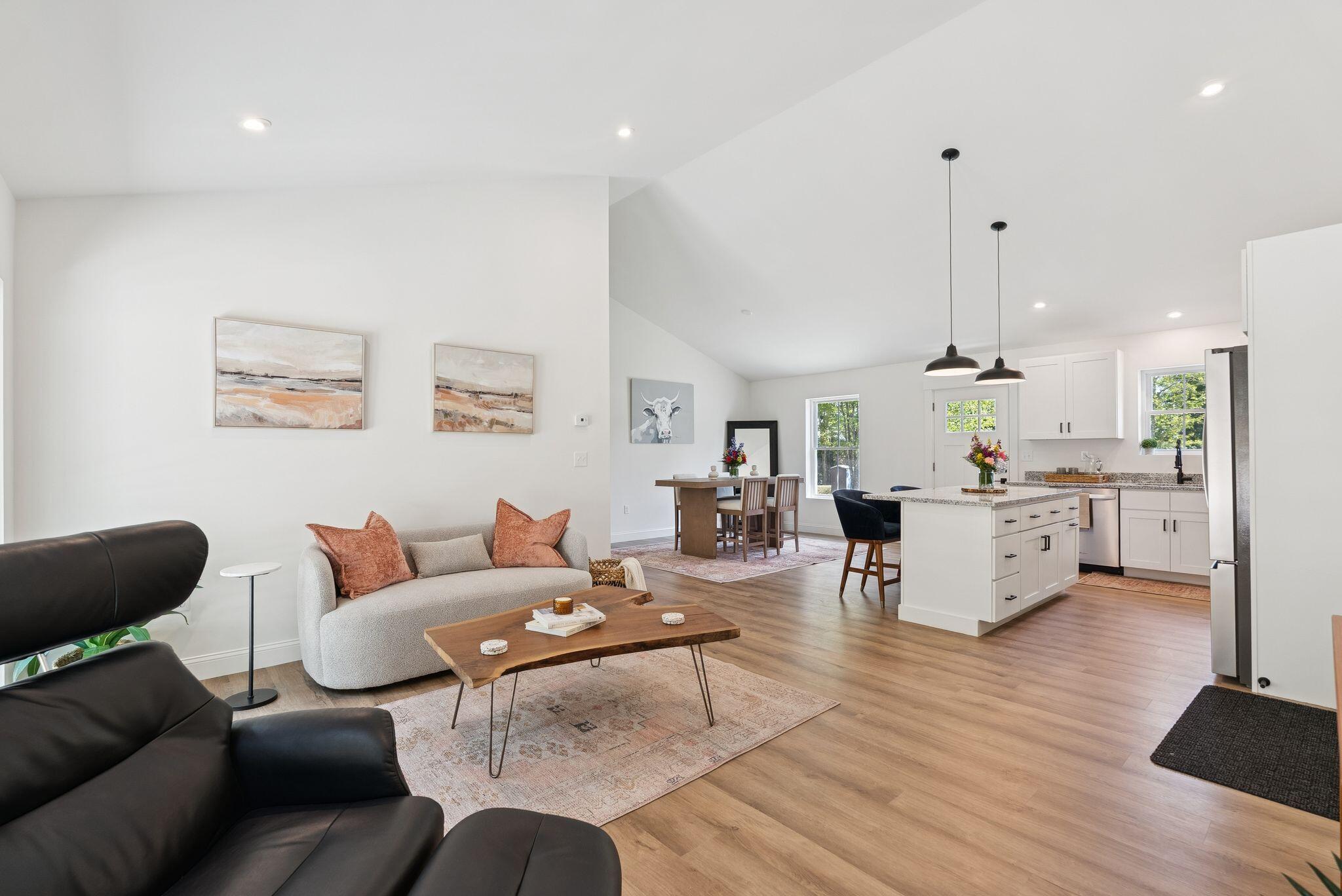 3 Lindsay Way Sidney ME 04330