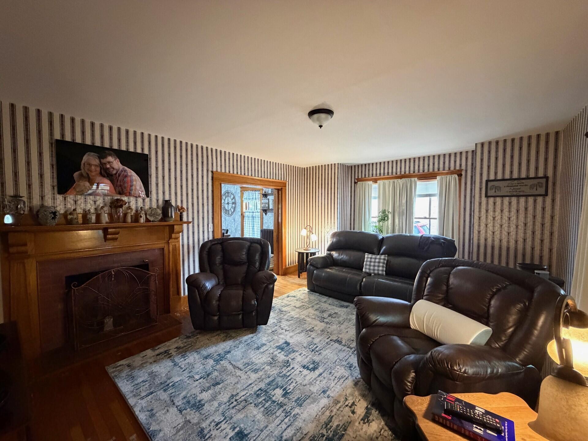 21 Bowdoin Street Houlton ME 04730