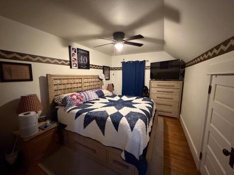 21 Bowdoin Street Houlton ME 04730