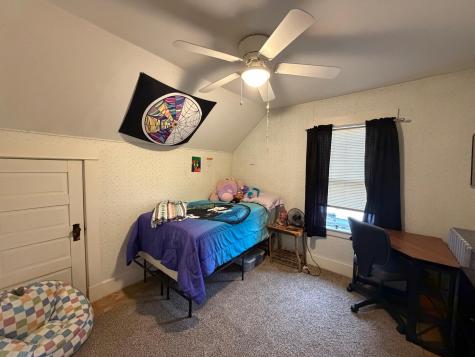 21 Bowdoin Street Houlton ME 04730