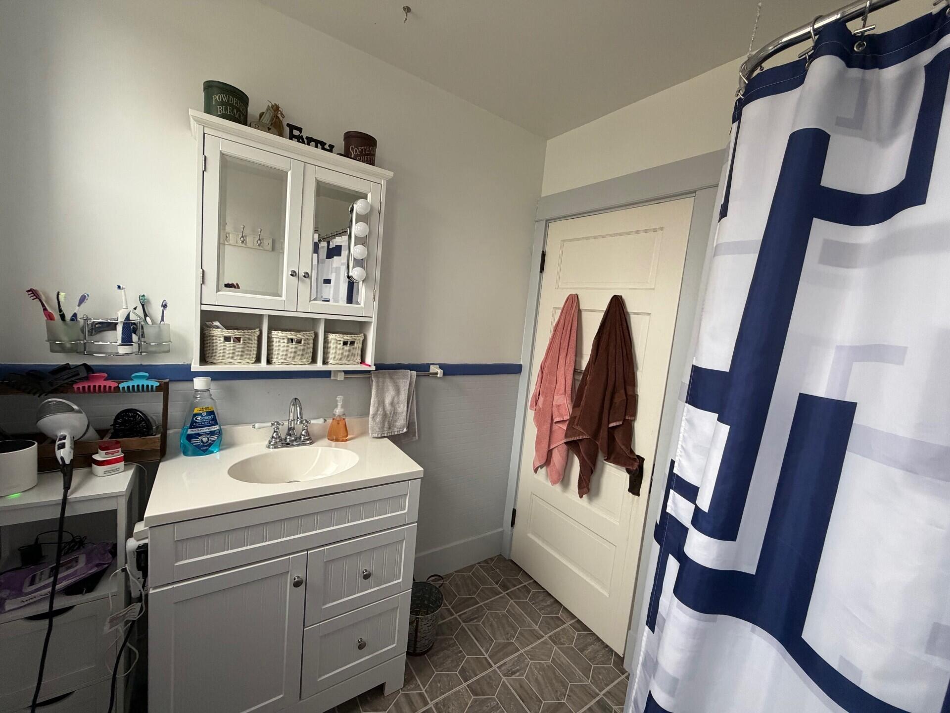 21 Bowdoin Street Houlton ME 04730