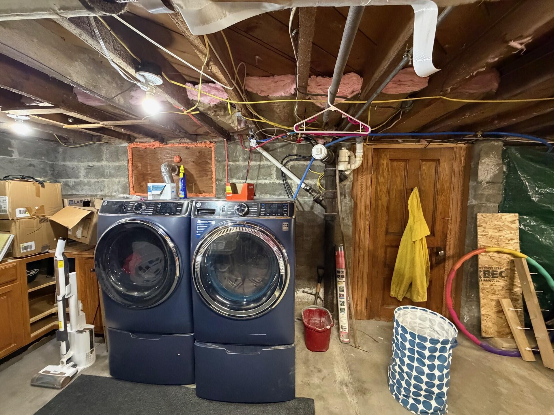 21 Bowdoin Street Houlton ME 04730