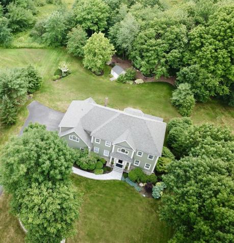 8 Mayflower Road Falmouth ME 04105
