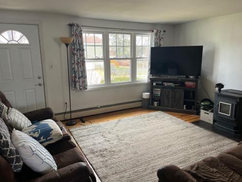 19 Hicks Street Portland ME 04103