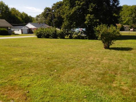 9 Hutchinson Street Lewiston ME 04240