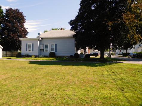 9 Hutchinson Street Lewiston ME 04240