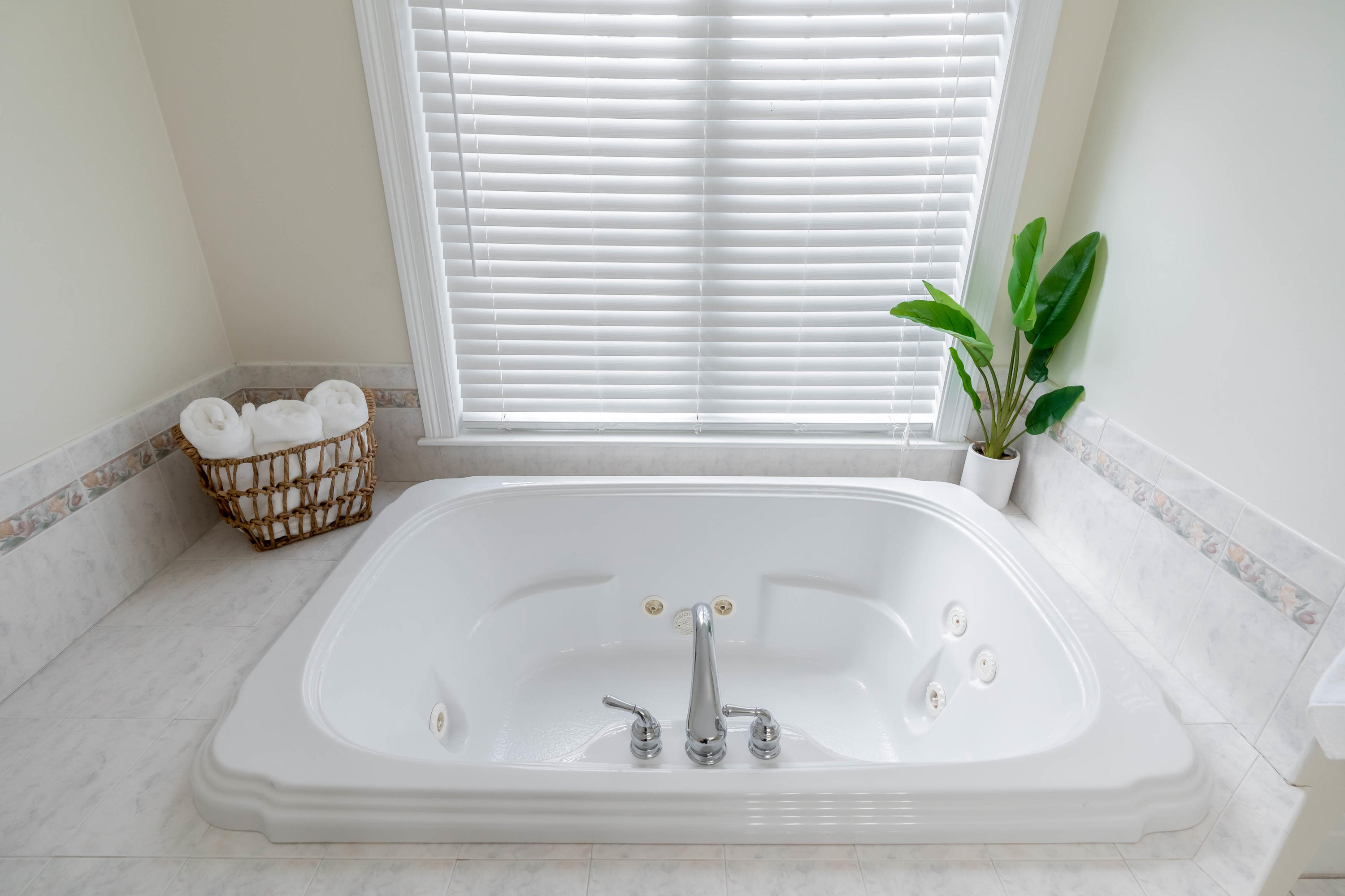 26 Quiet Lane Portland ME 04103