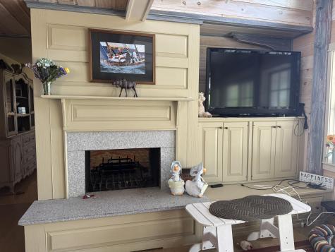 36 Wiegand Place Deer Isle ME 04650