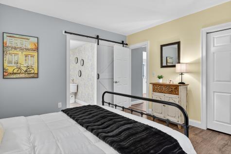 71 Mountain Road York ME 03902