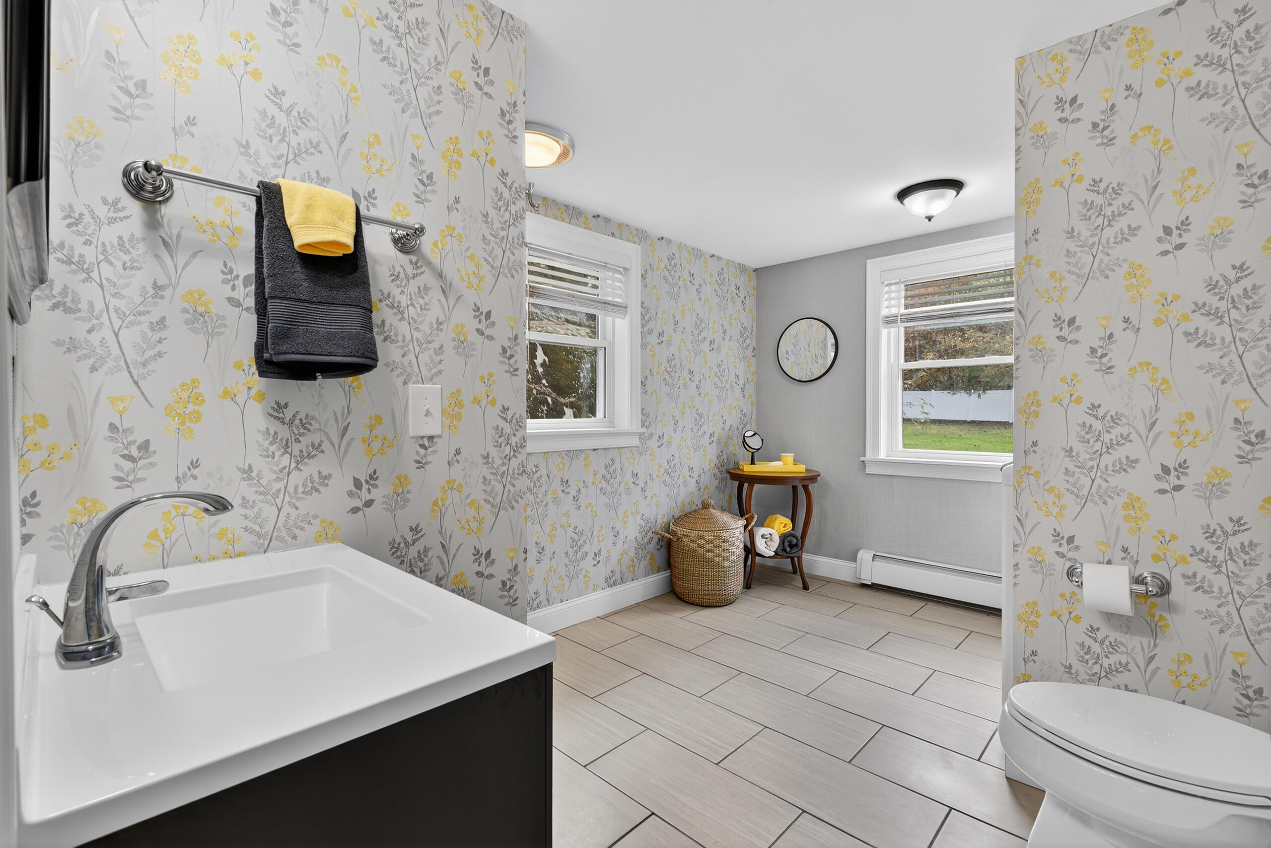 71 Mountain Road York ME 03902