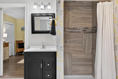 71 Mountain Road York ME 03902