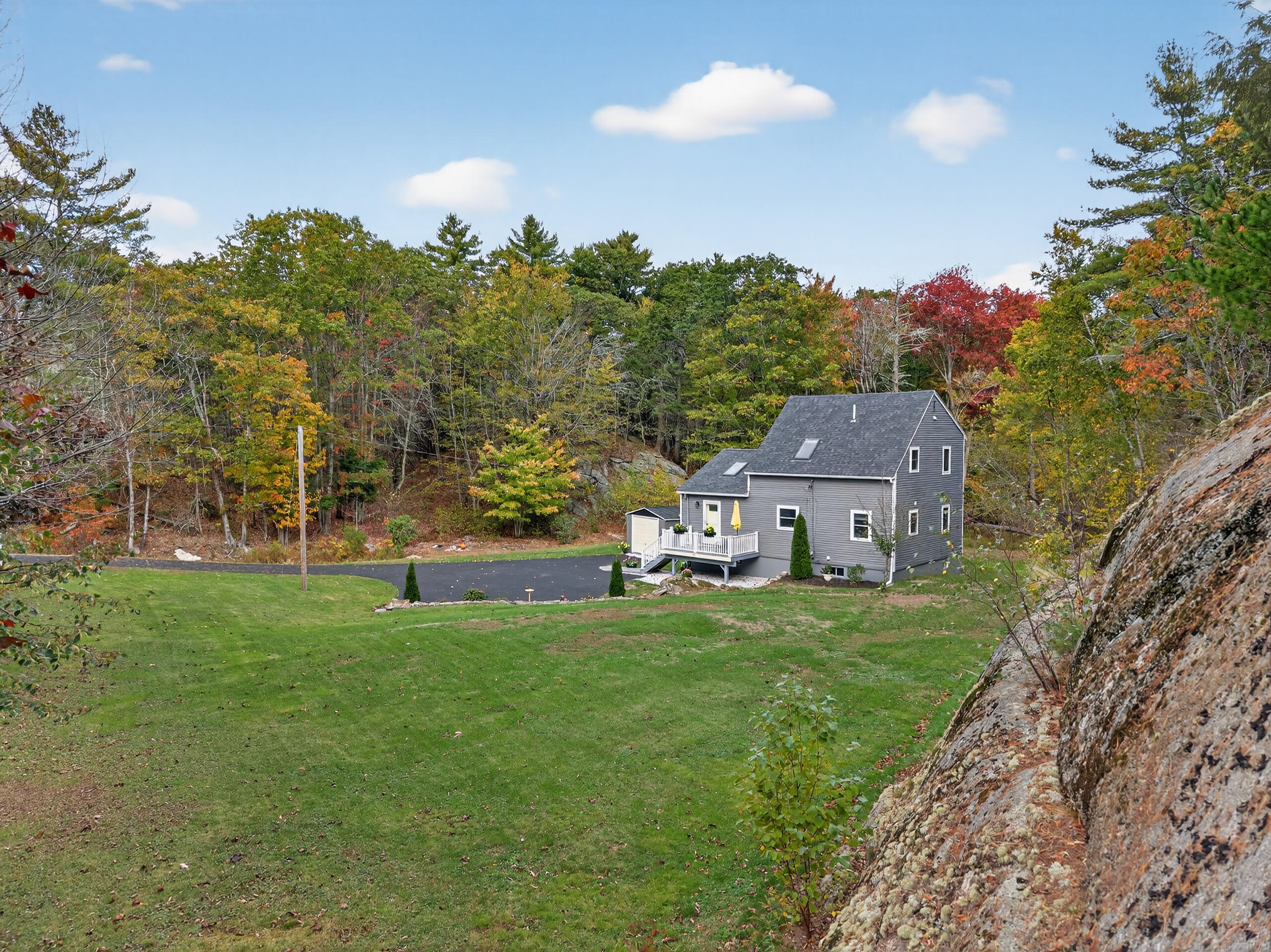 71 Mountain Road York ME 03902