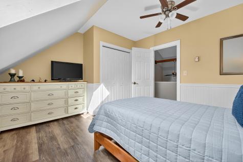 71 Mountain Road York ME 03902