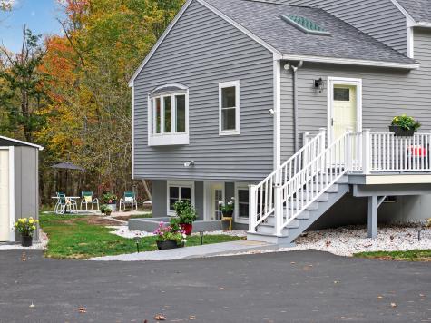 71 Mountain Road York ME 03902