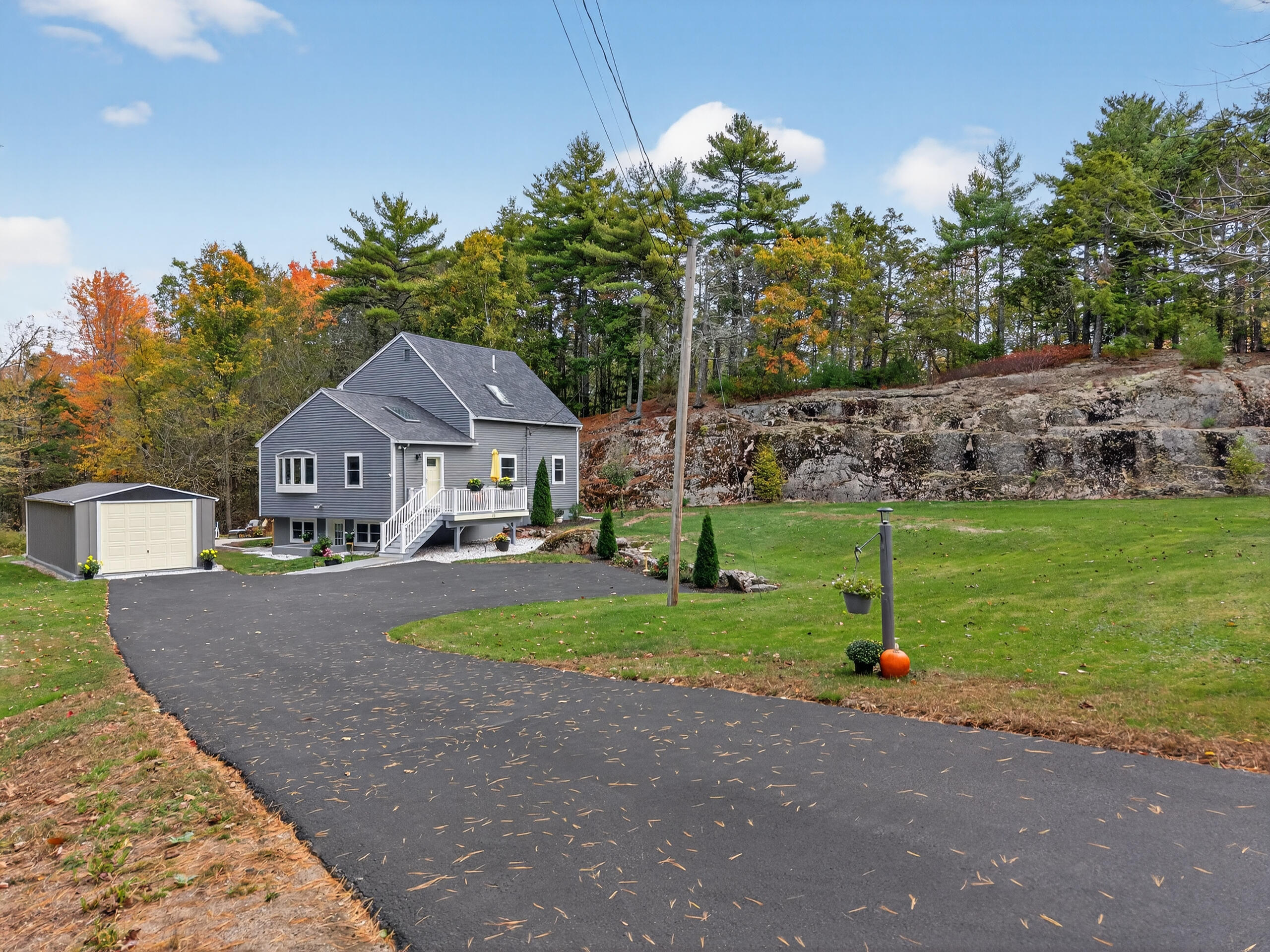 71 Mountain Road York ME 03902