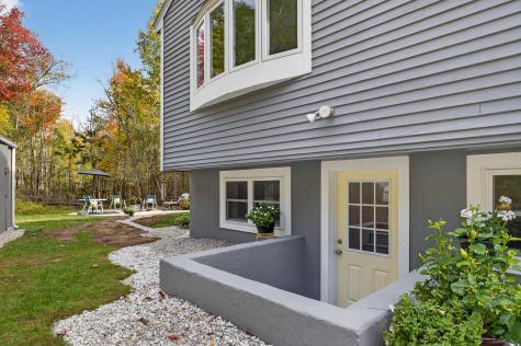 71 Mountain Road York ME 03902