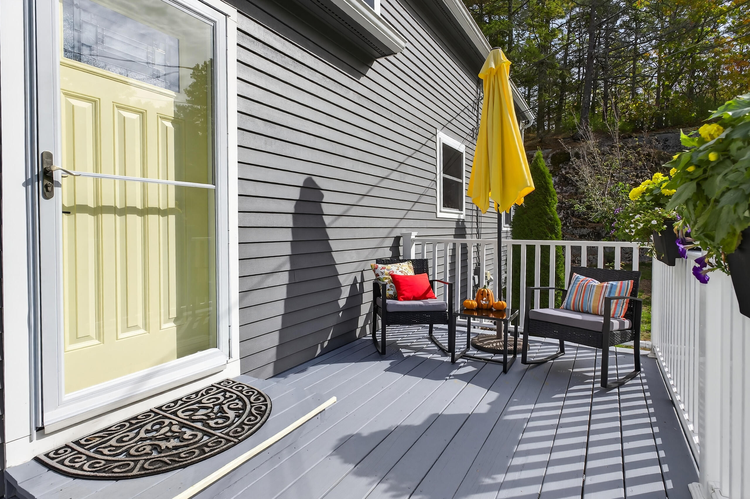 71 Mountain Road York ME 03902