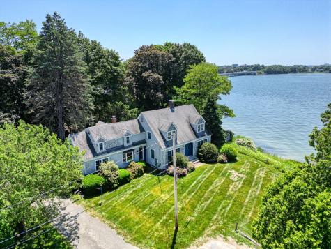 18 Fern Avenue Falmouth ME 04105