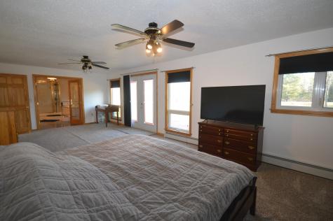 21 Mccarty Road Glenburn ME 04401
