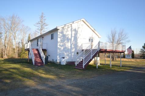 21 Mccarty Road Glenburn ME 04401