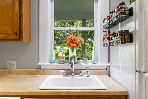 68 Newbury Street Auburn ME 04210