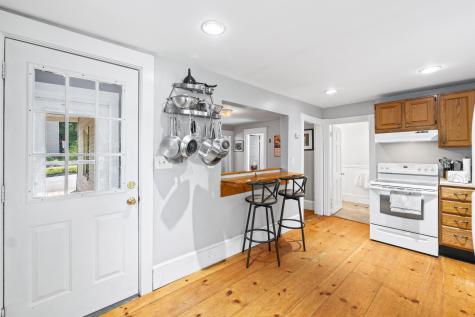 68 Newbury Street Auburn ME 04210
