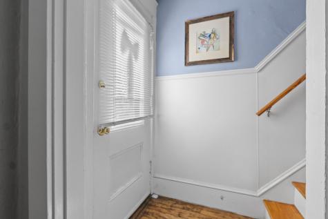 68 Newbury Street Auburn ME 04210