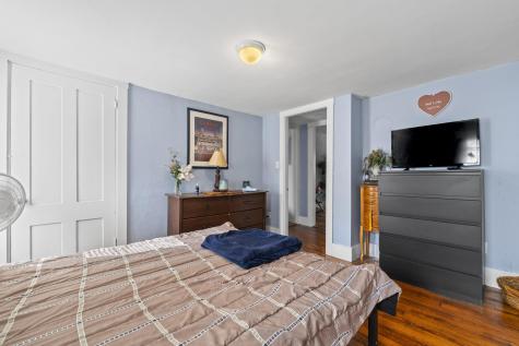 68 Newbury Street Auburn ME 04210