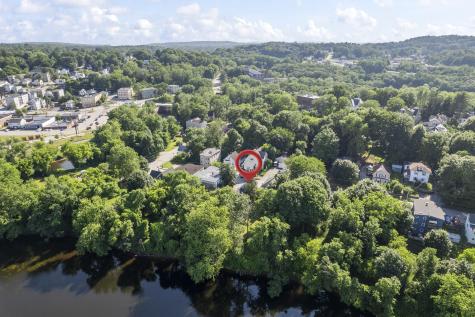 68 Newbury Street Auburn ME 04210