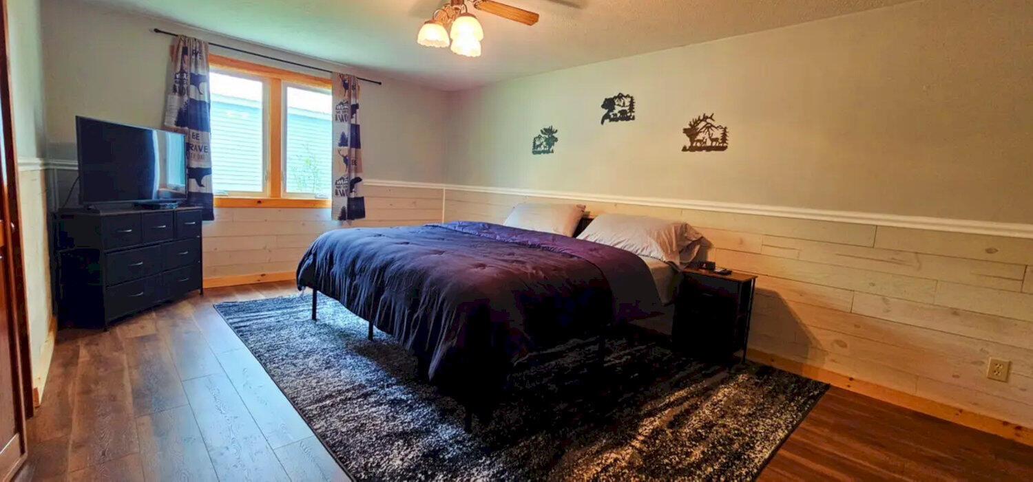 15 Lake Street Jackman ME 04945