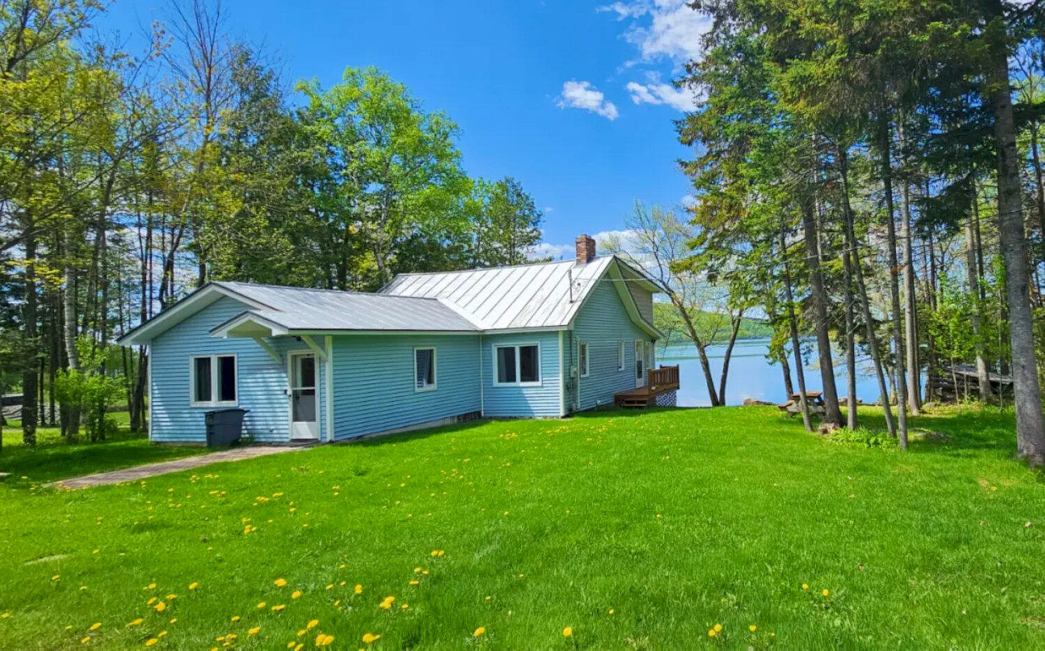 15 Lake Street Jackman ME 04945