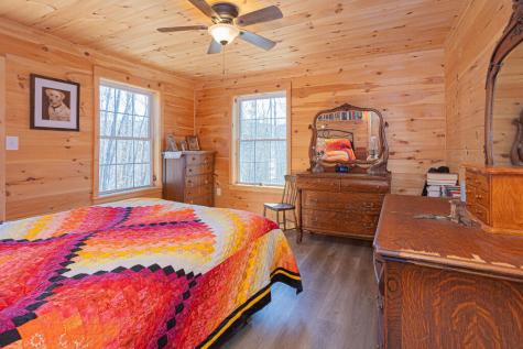 934 New Vineyard Road Farmington ME 04938