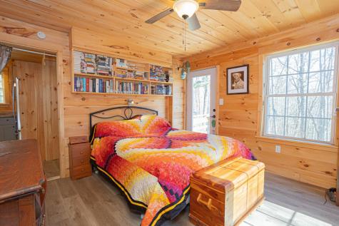 934 New Vineyard Road Farmington ME 04938