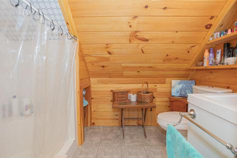 934 New Vineyard Road Farmington ME 04938